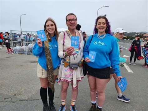 Photos: 2023 Bay to Breakers Monkeyshines Shine Through On。